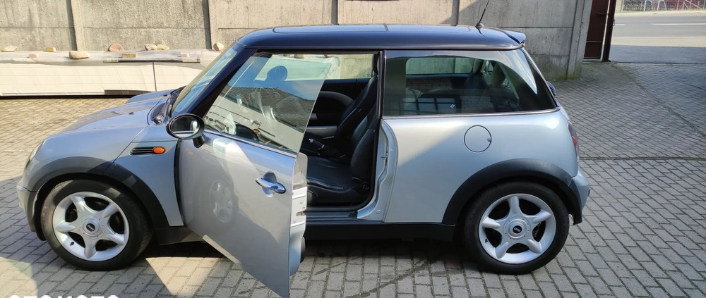 MINI Cooper cena 11000 przebieg: 288752, rok produkcji 2001 z Kluczbork małe 631